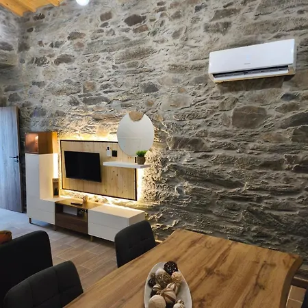 Castas D'ouro Ii