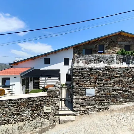Castas D'ouro Ii Casa de Férias Casal de Loivos